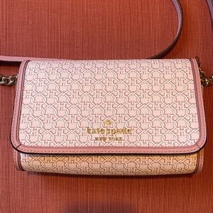 Kate Spade crossbody! LIKE NEW!!